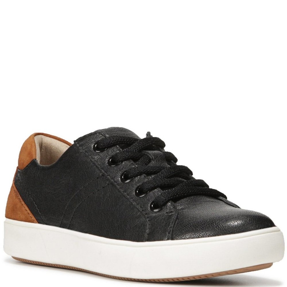 NATURALIZER MORRISON SNEAKER (GREAT CONDITION)